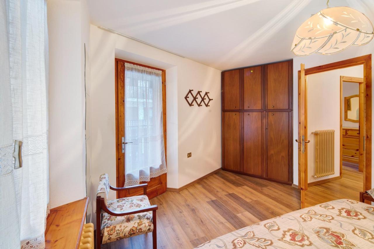 A Due Passi Valdidentro Apartment Isolaccia Exterior photo